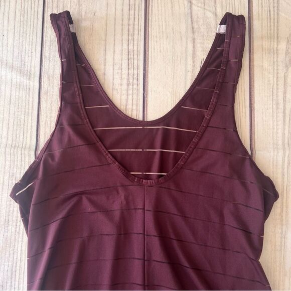 Athleta Max Out Chi Burgundy Sheer Stripe Side Tie Tank Top - Picture 8 of 11